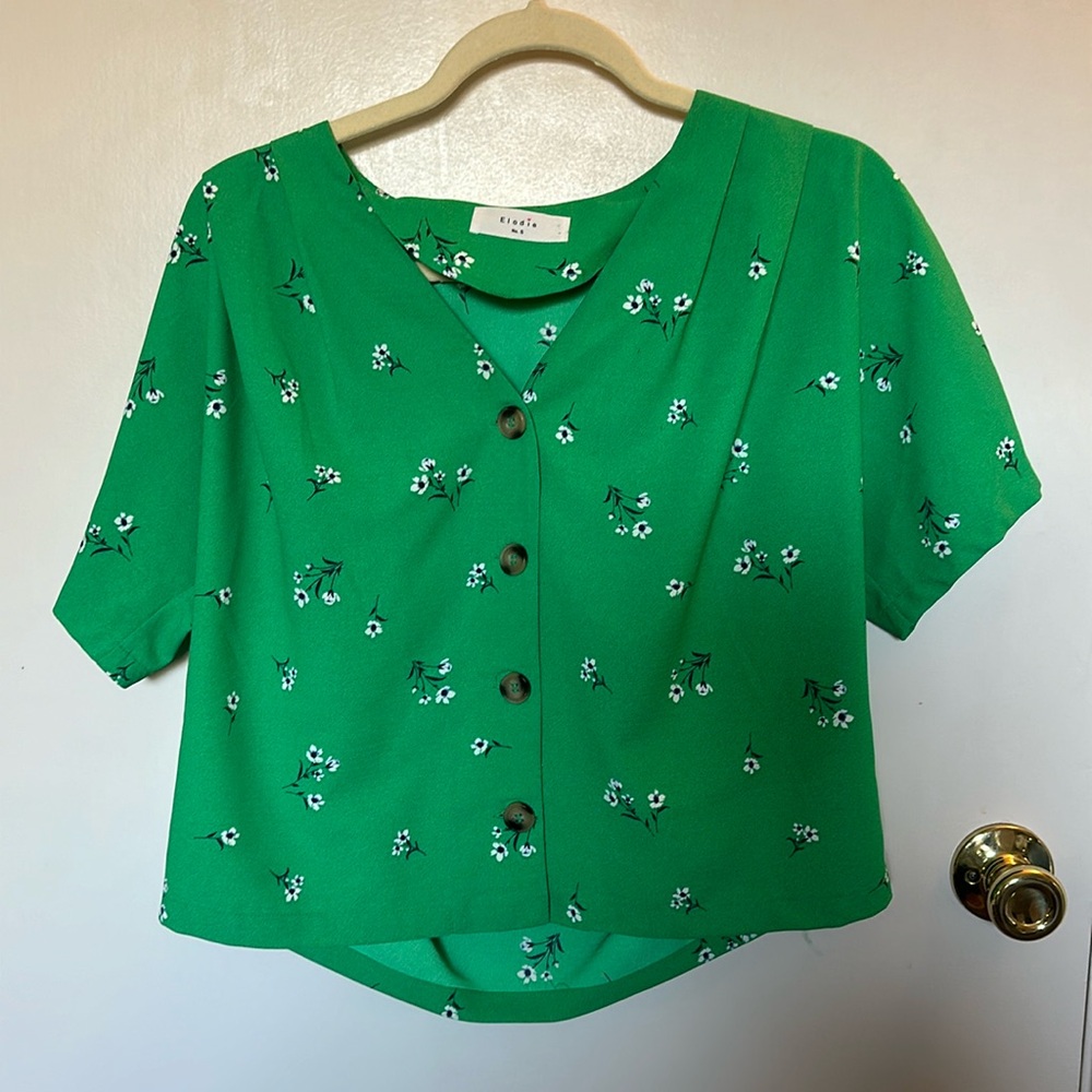 Green floral cropped blouse